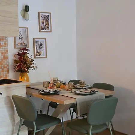 Ruhiges Design Im Herzen Der Neustadt *