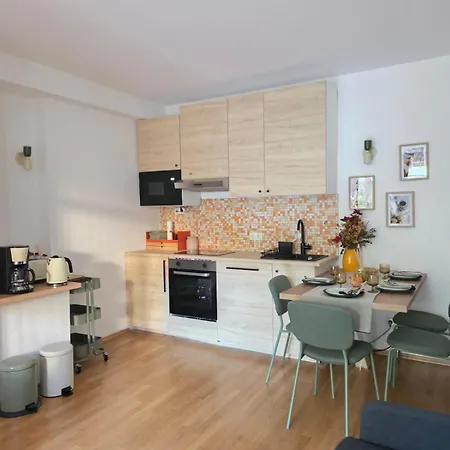 Ruhiges Design Im Herzen Der Neustadt Drezno